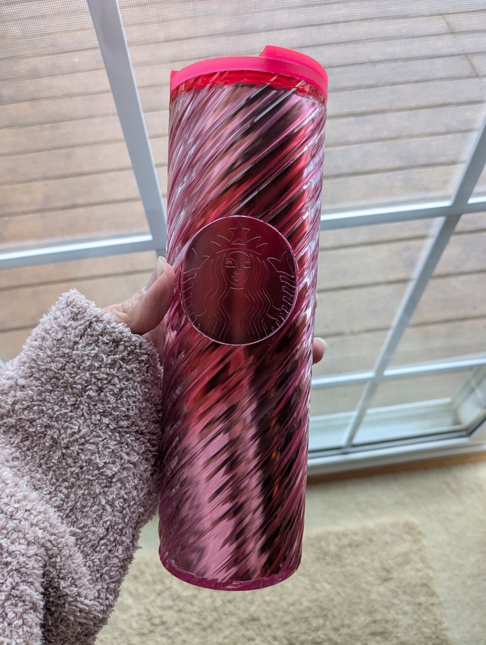 STARBUCKS 2022 Holiday Travel Cup, Dark/Light Pink Ombre, NWT!!!!